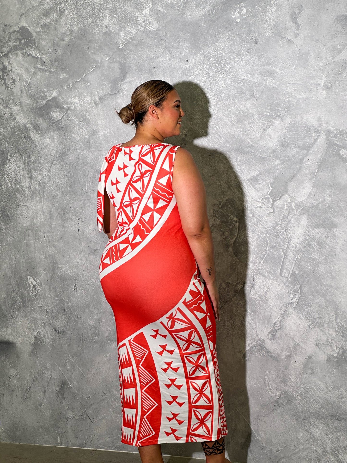 PACIFIKA- Knot Maxi Dress