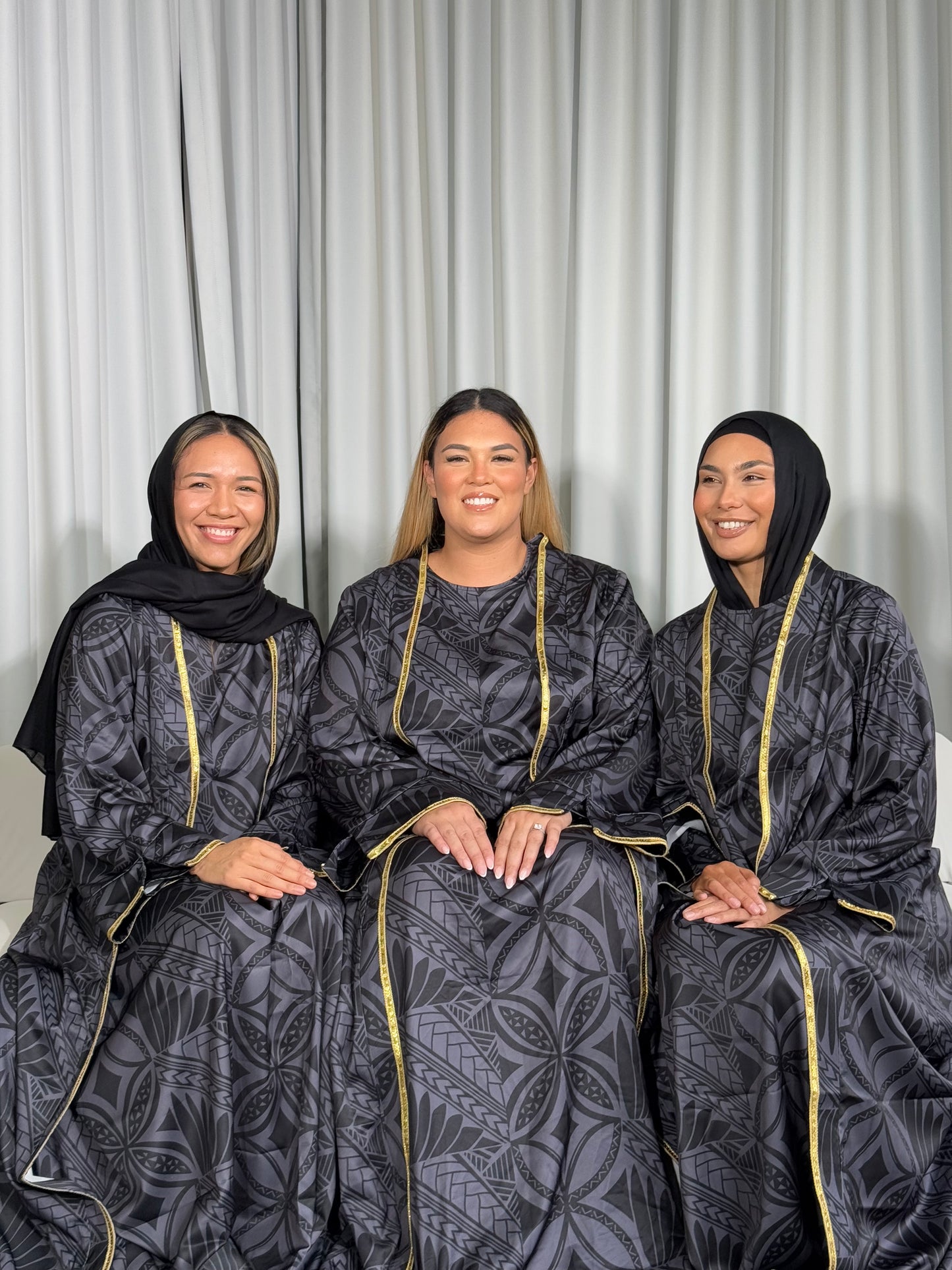 Aulelei Abaya Set