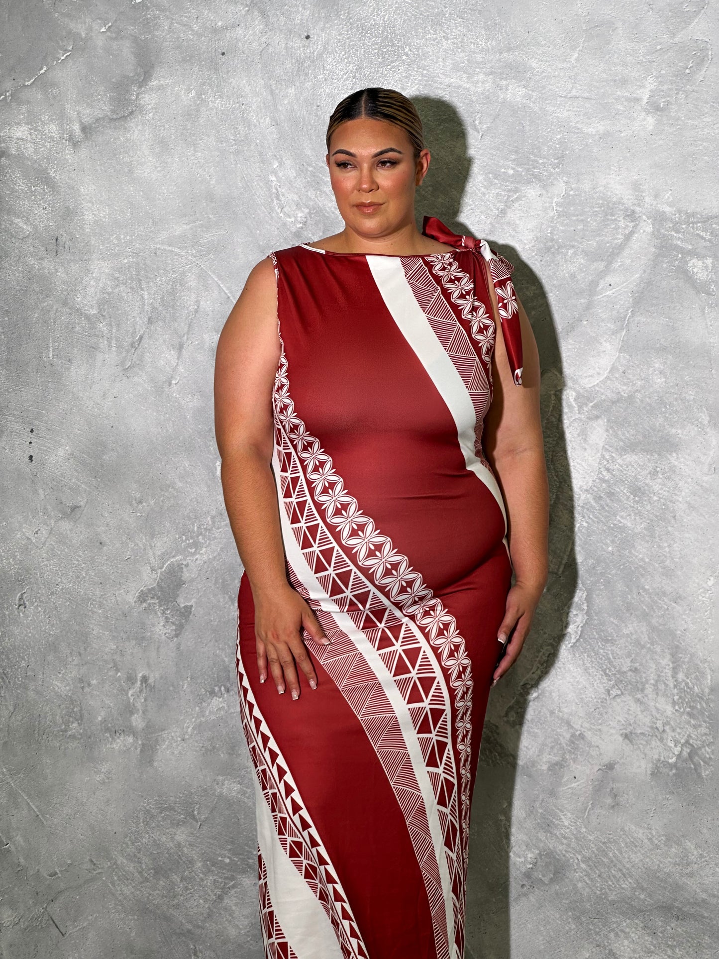 ALOFA - Knot Maxi Dress