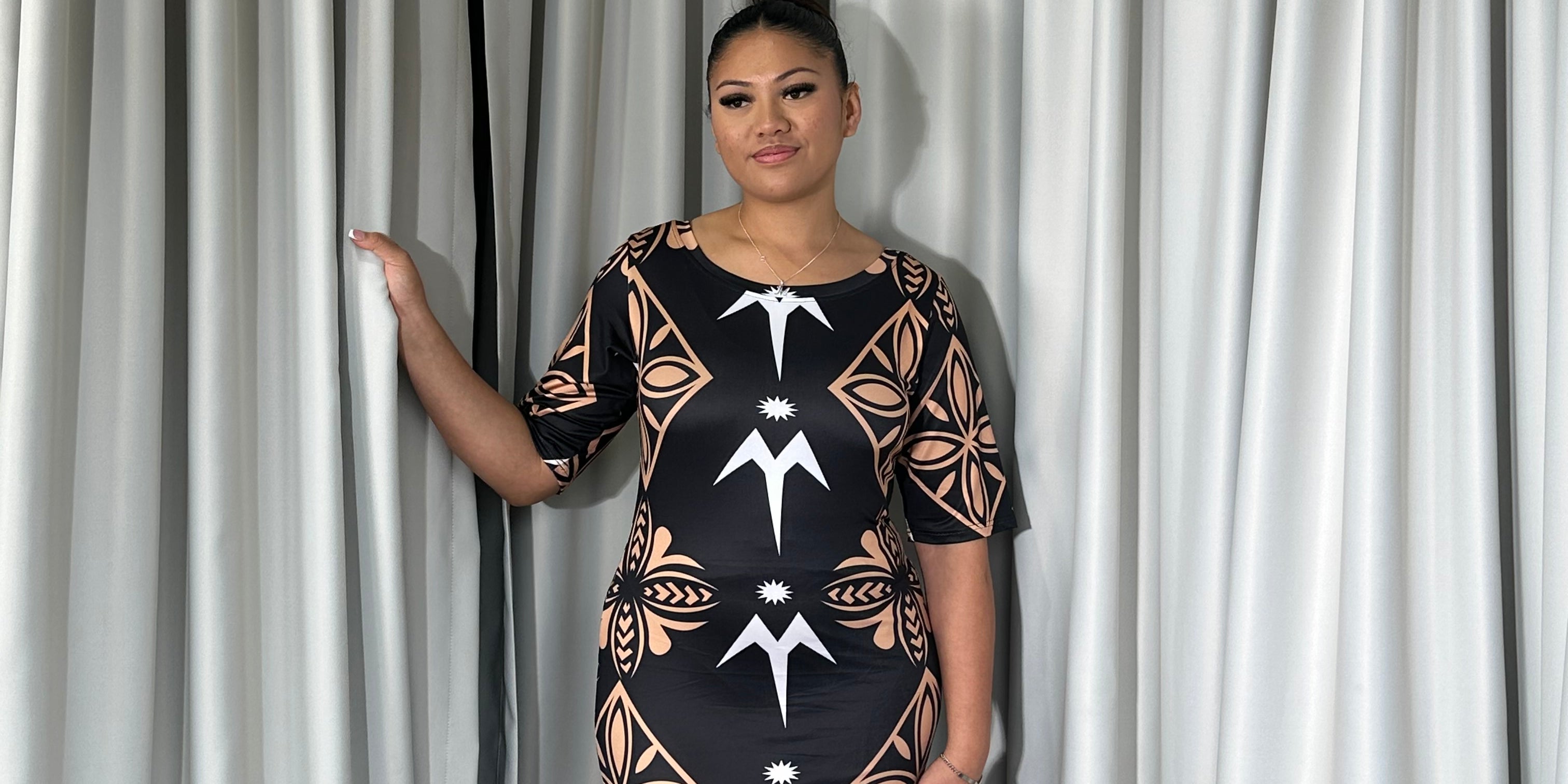 Women’s Puletasi