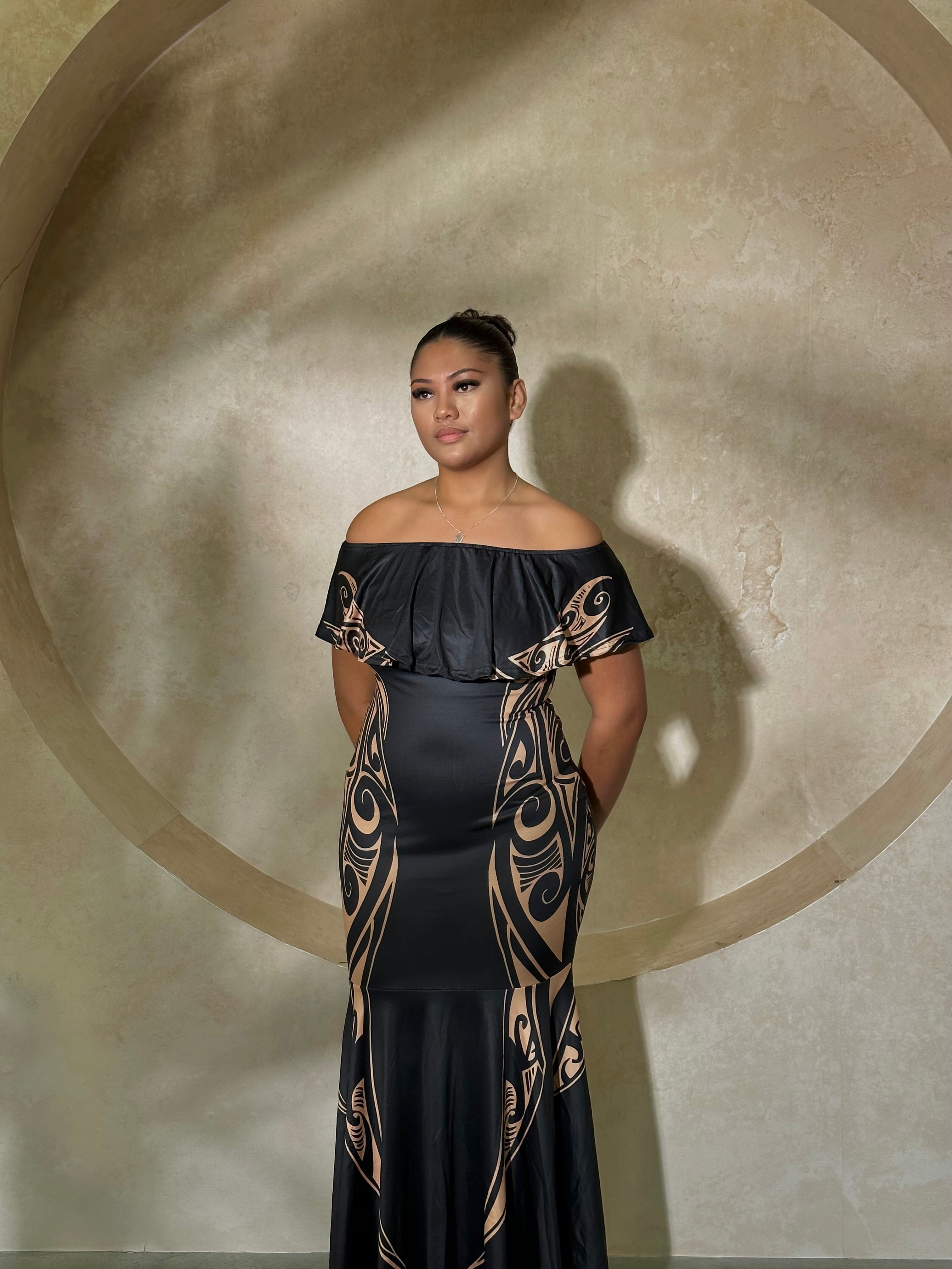 PRE ORDER ONLY - Awhea Scrunch Dress