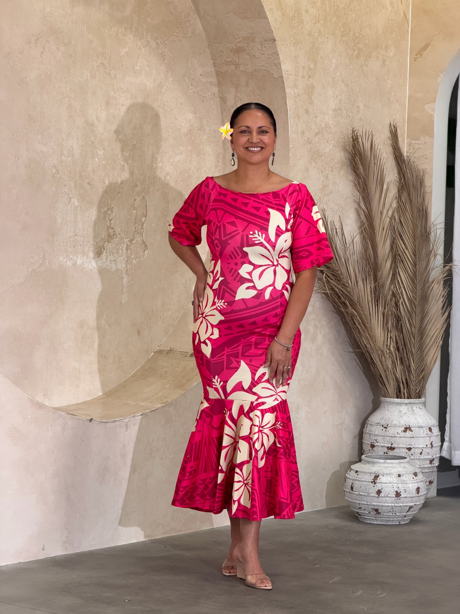 PRE ORDER ONLY - Luxe - HOT PINK - Sleeve Dress