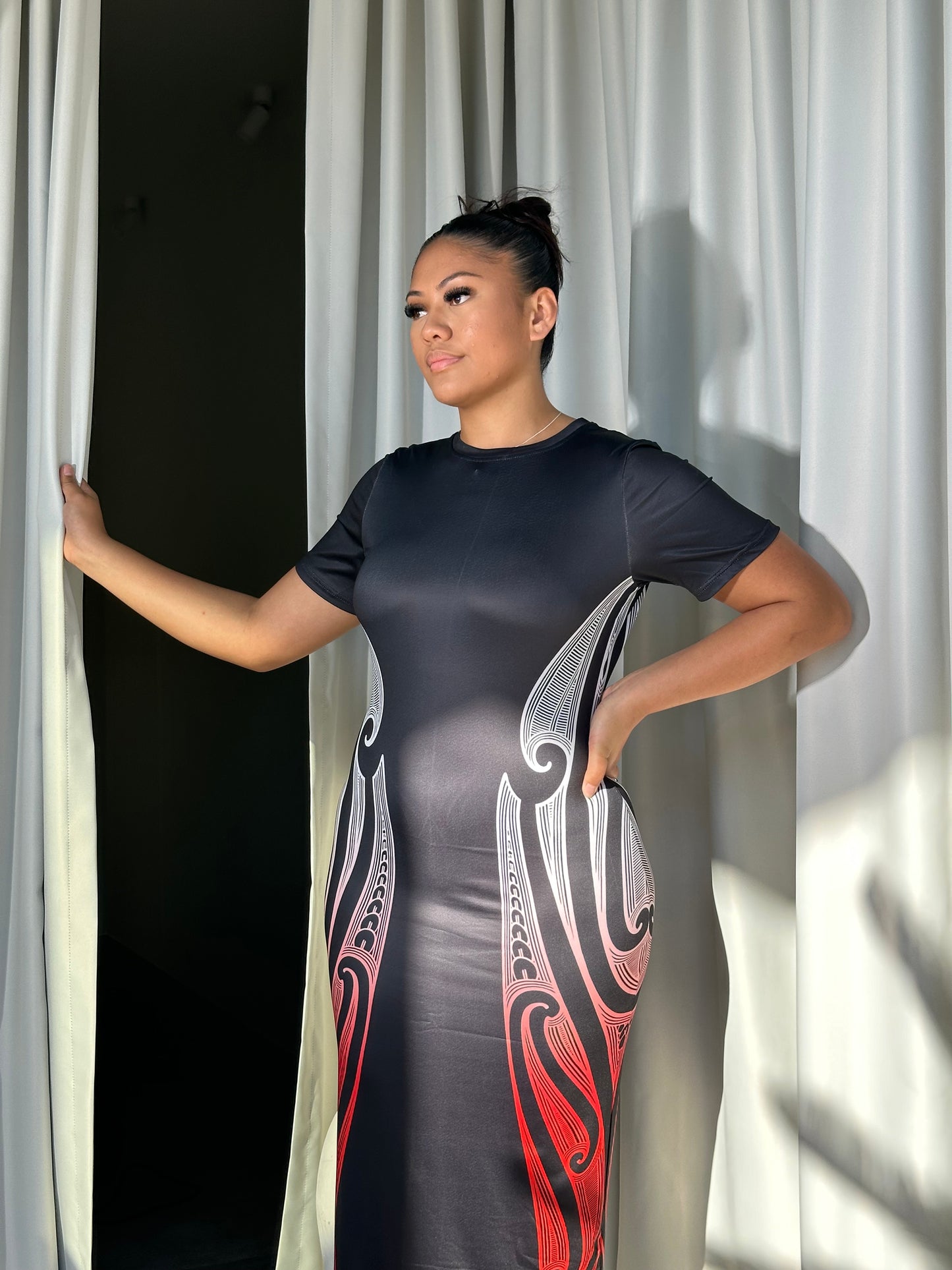 Ātaahua Bodycon Dress