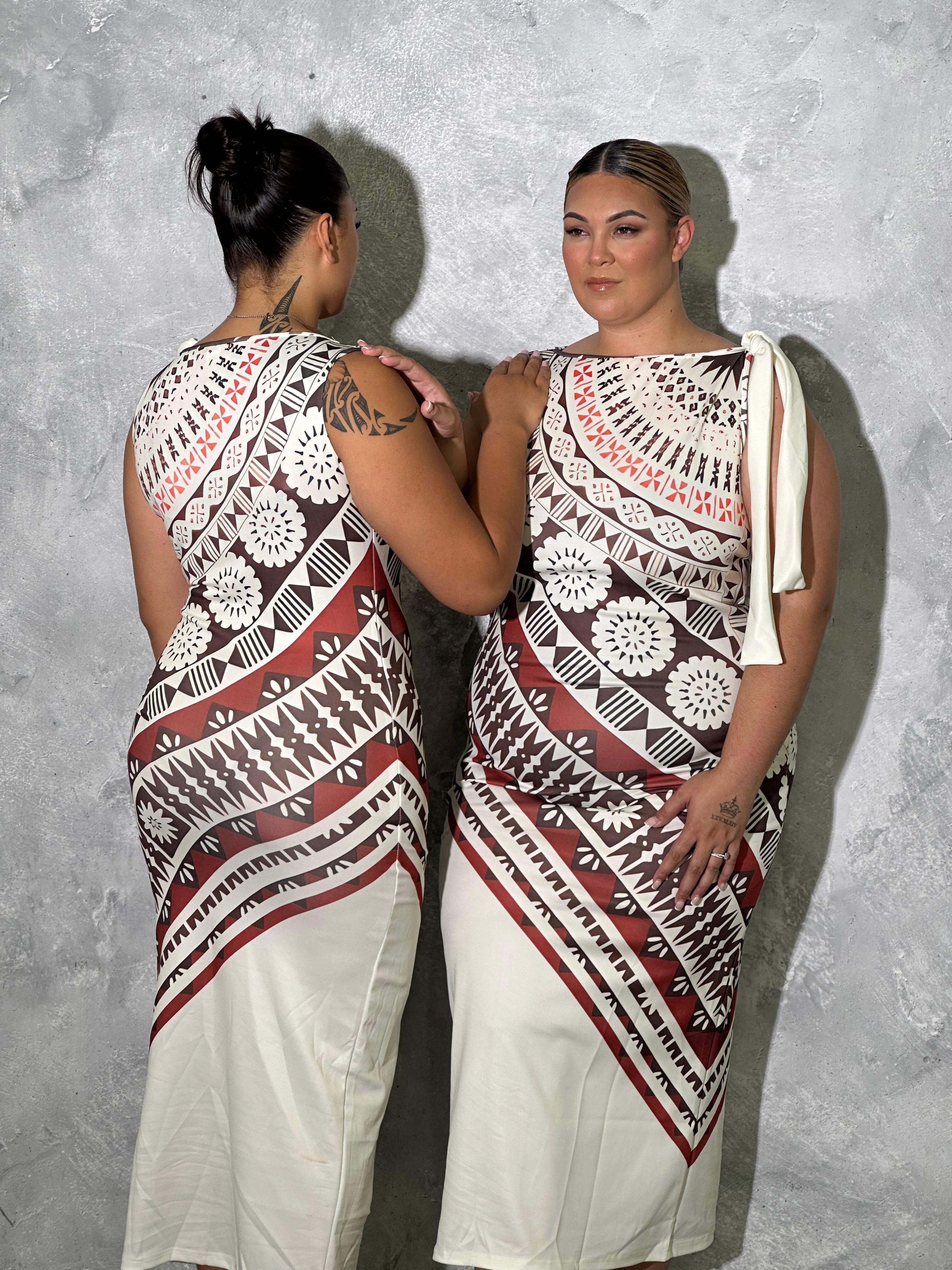 PRE ORDER ONLY - Totoka - Knot Maxi Dress