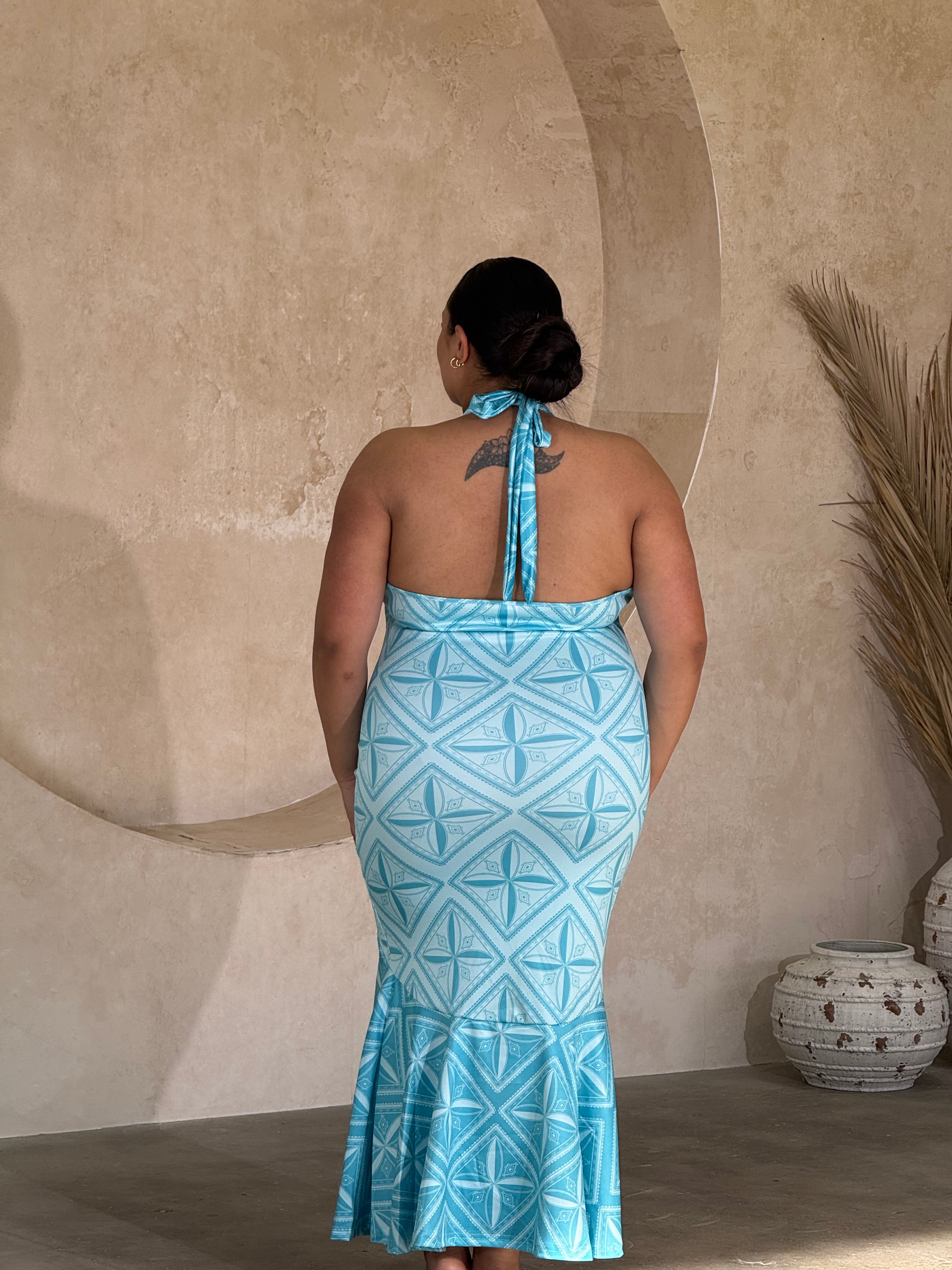 NEW - MALU - Backless Dress