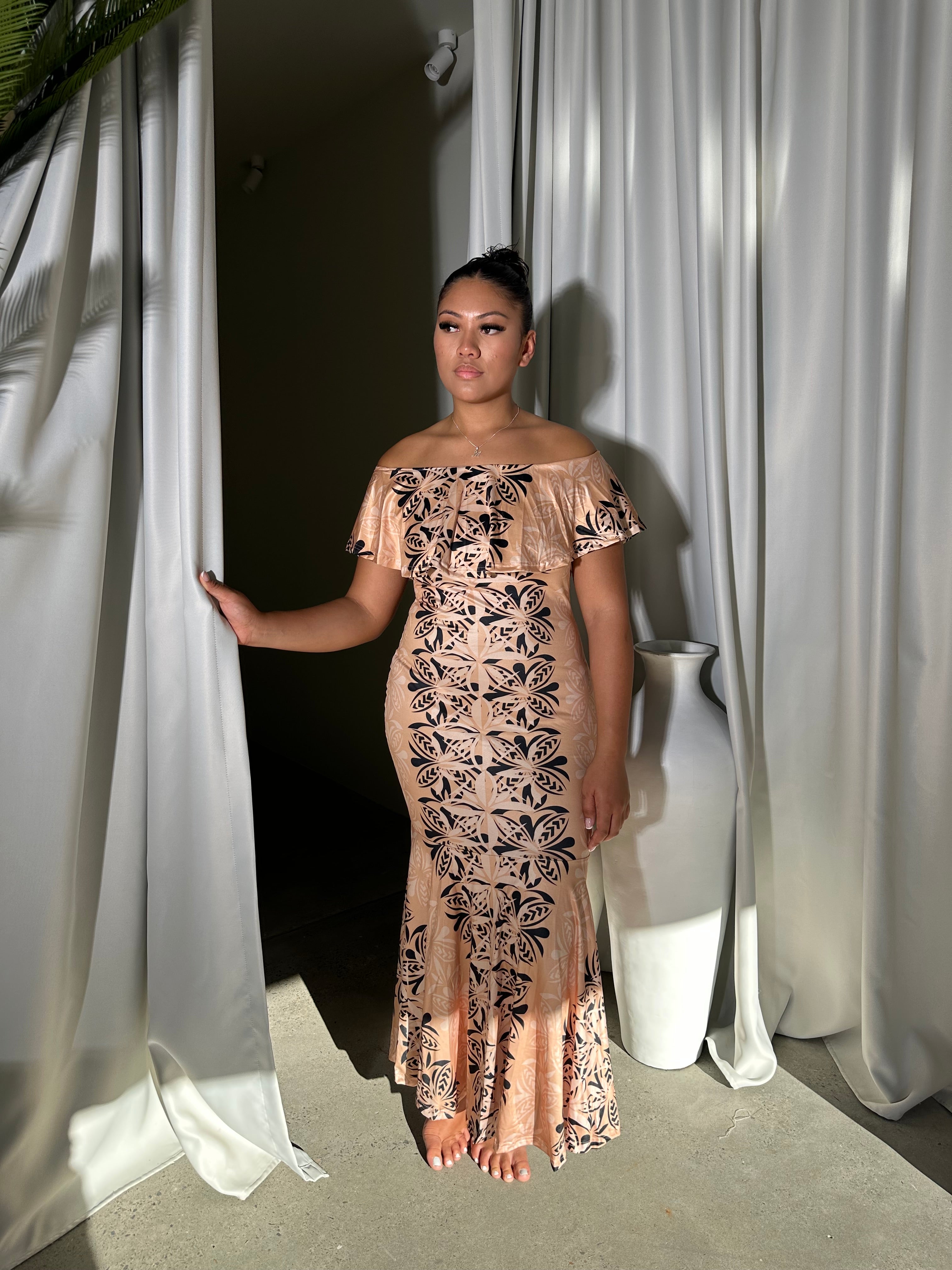 AMIKA Scrunch Dress - PRE ORDER
