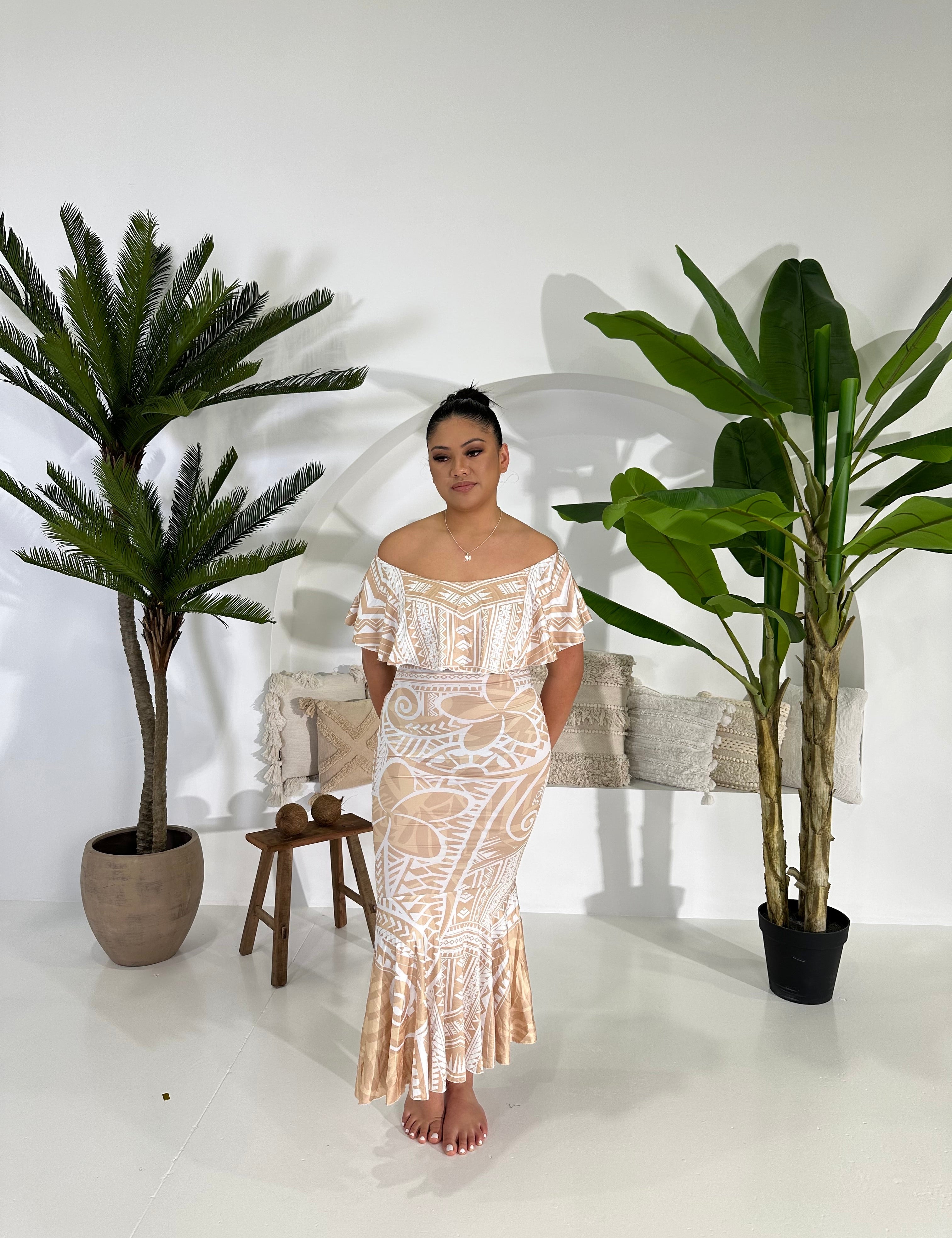 Leilua BEIGE Off Shoulder
