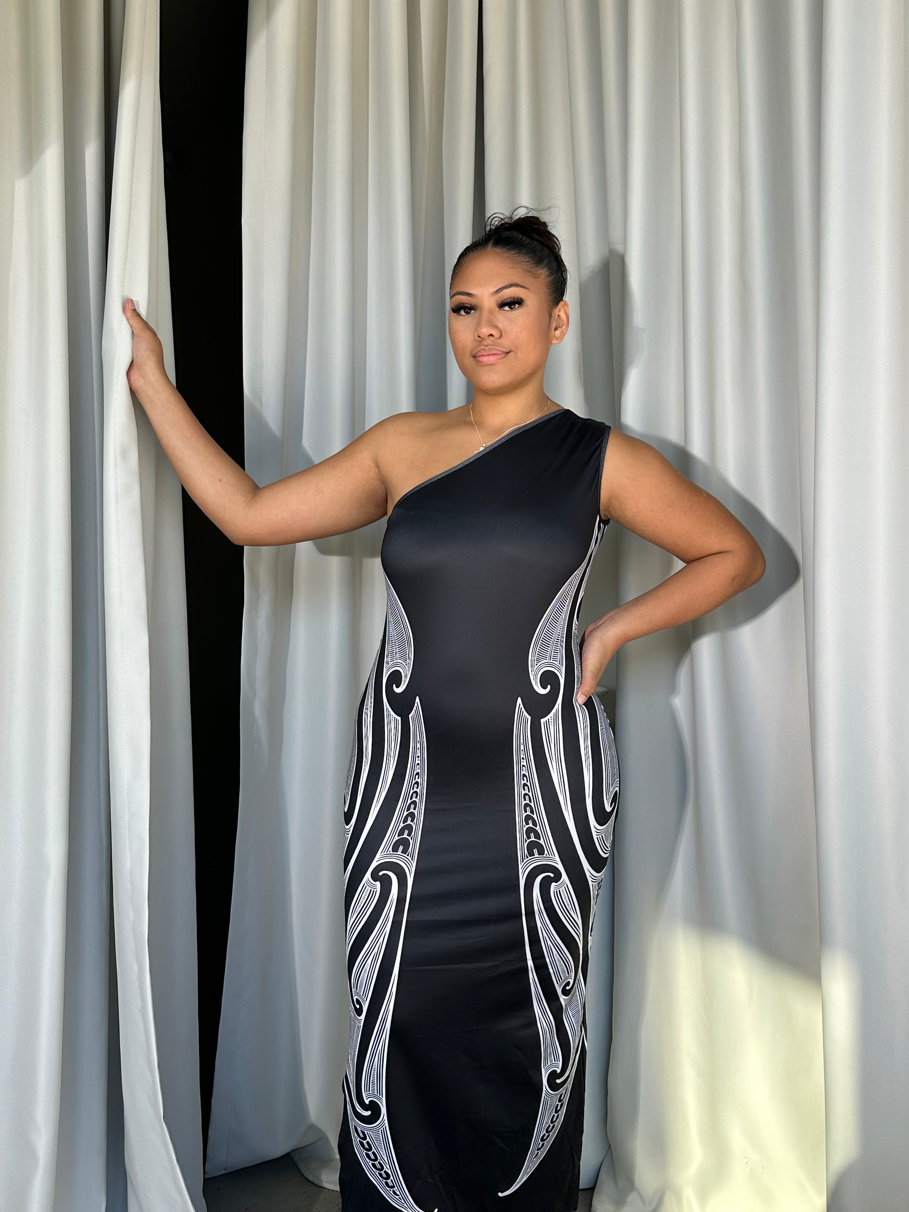 Ātaahua One-Shoulder Dress