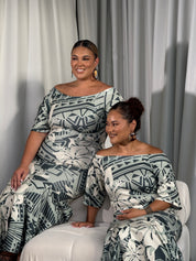 LUXE - Sleeve Dress