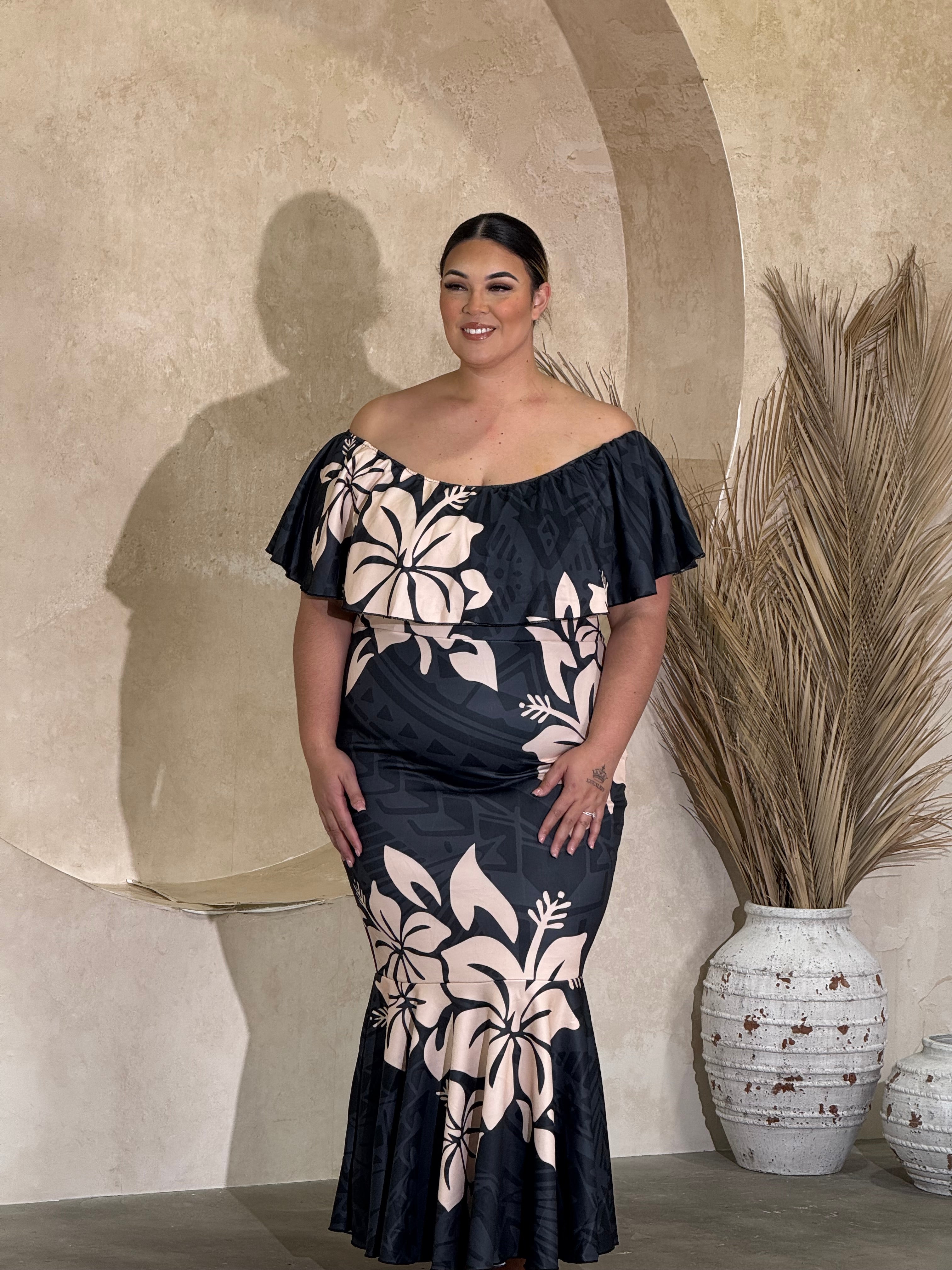 Luxe BLACK OffShoulder