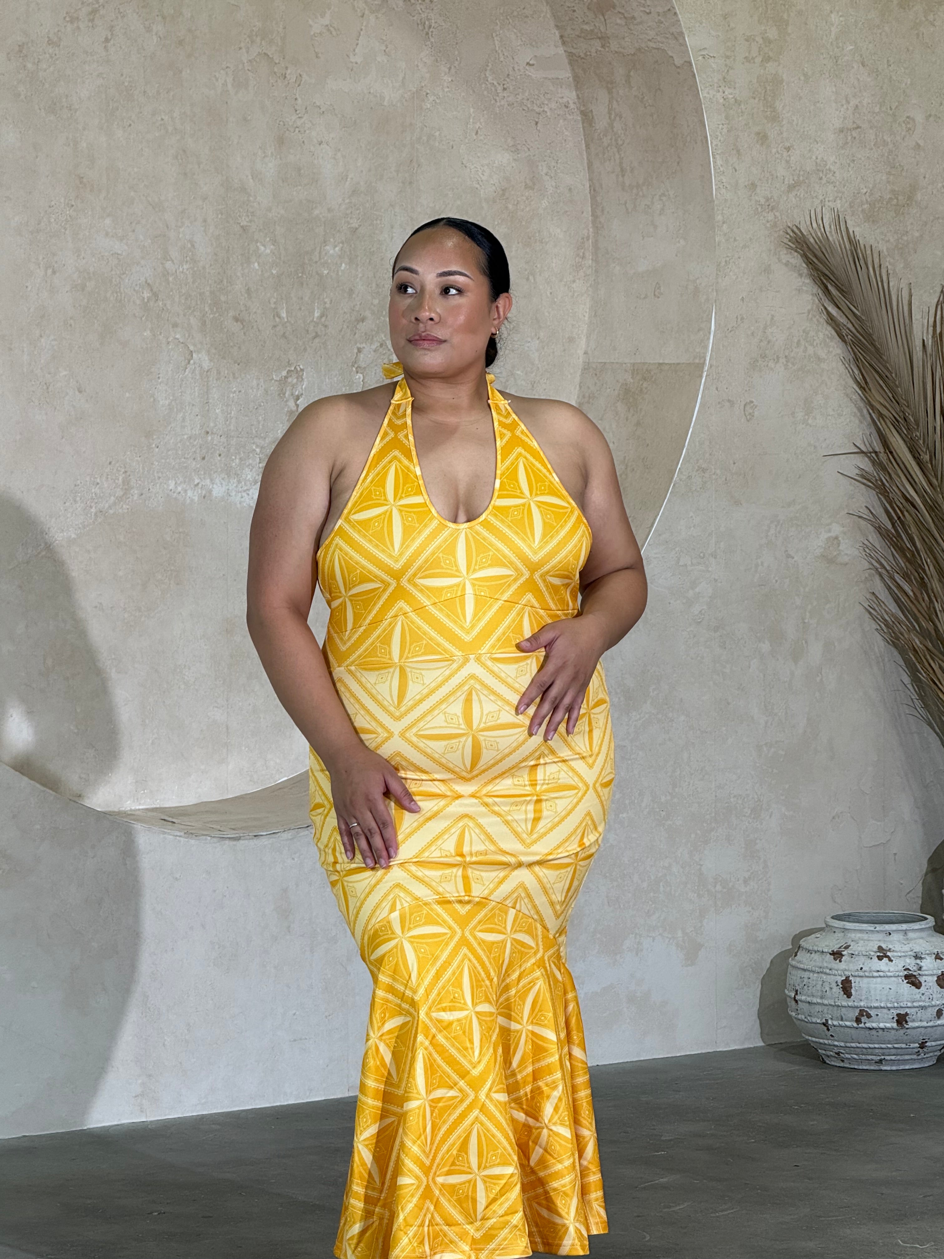 NEW - MALU - Backless Dress