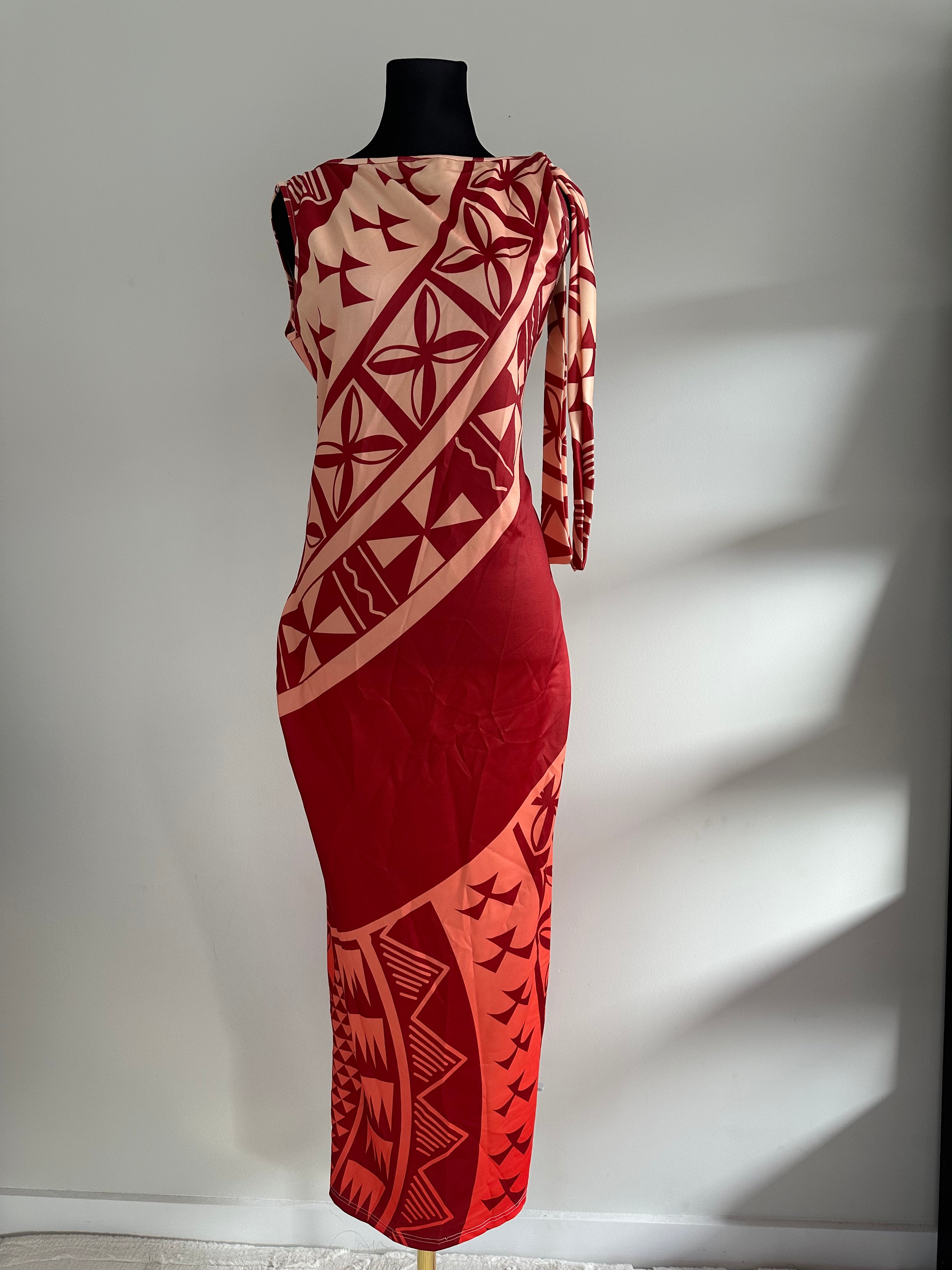 Polynesia - Knot Maxi Dress