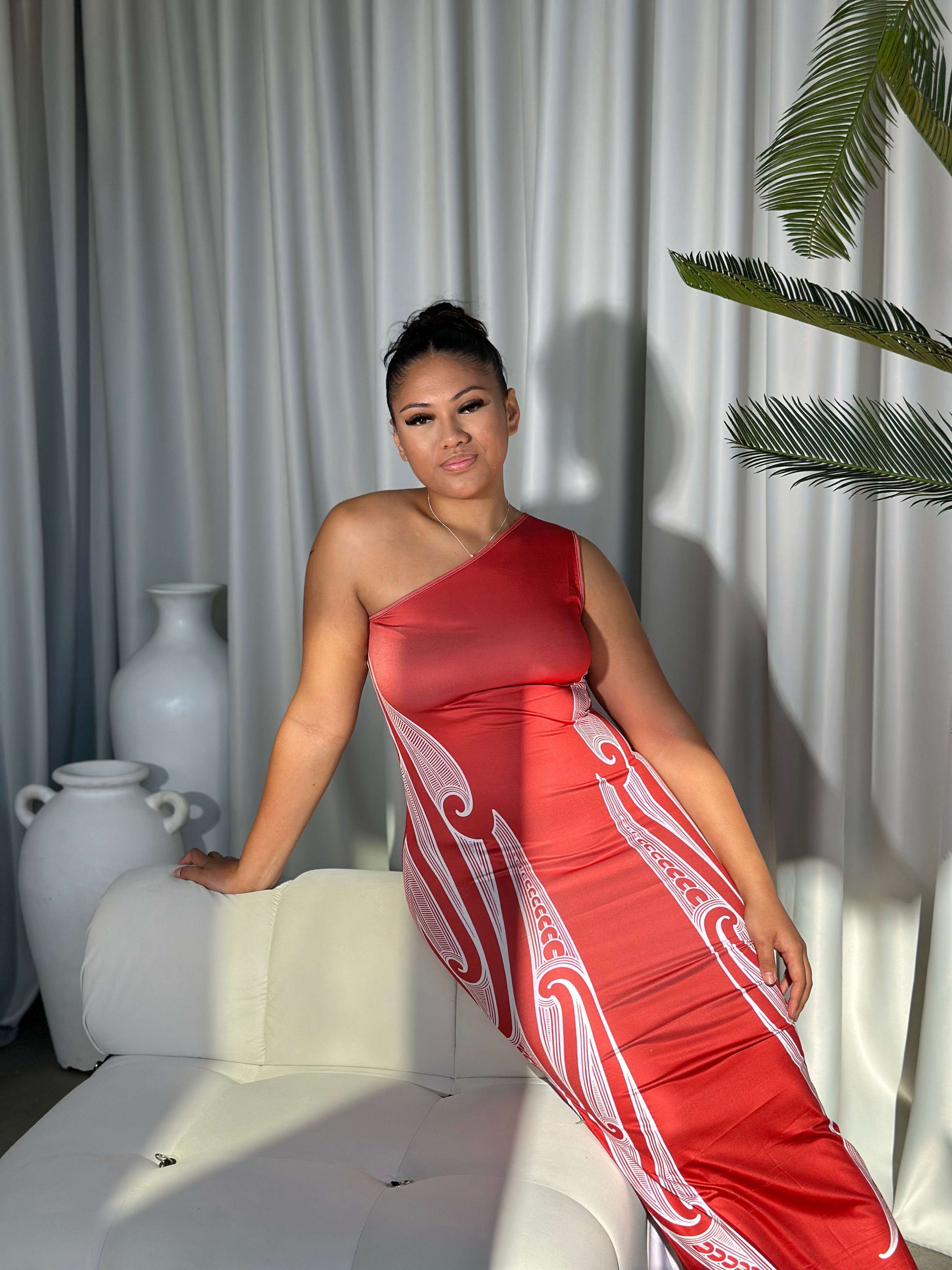 Ātaahua One-Shoulder Dress