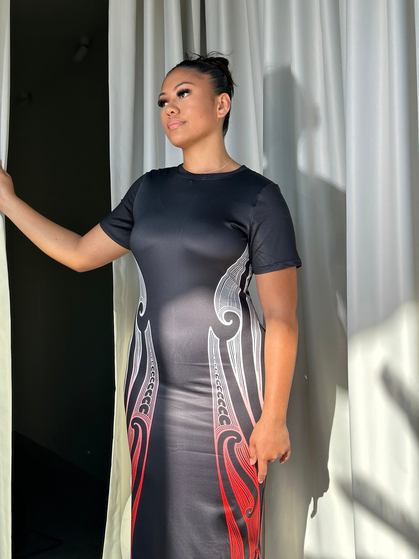 Ātaahua Bodycon Dress