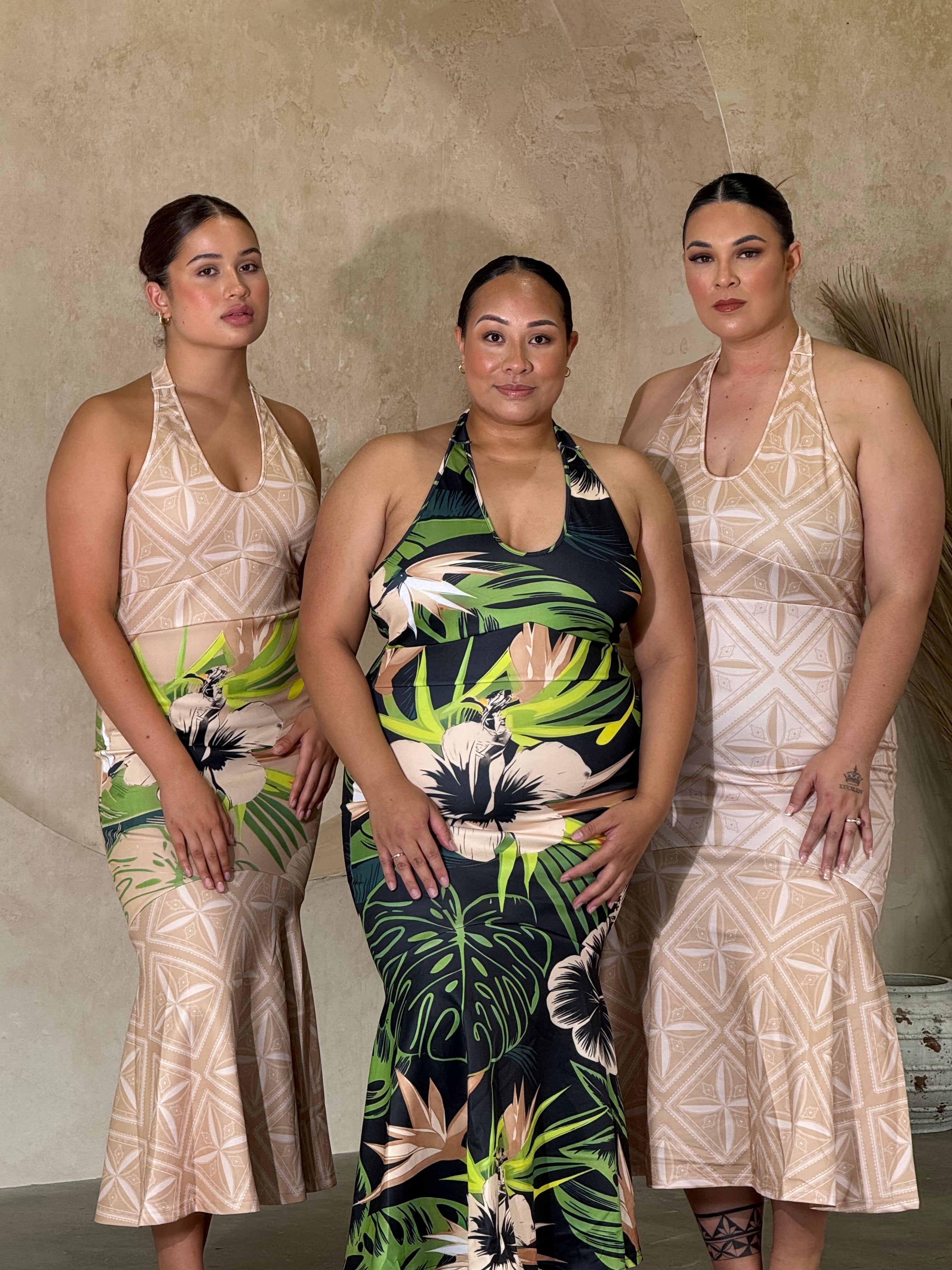 NEW - ALOFA - Backless Dress