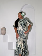 LUXE - Sleeve Dress