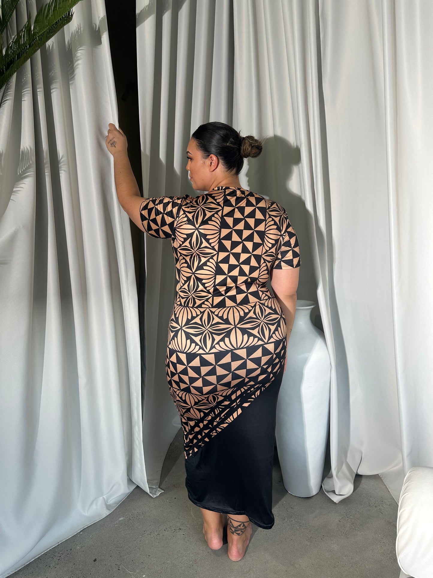 TALAVOU Bodycon Dress