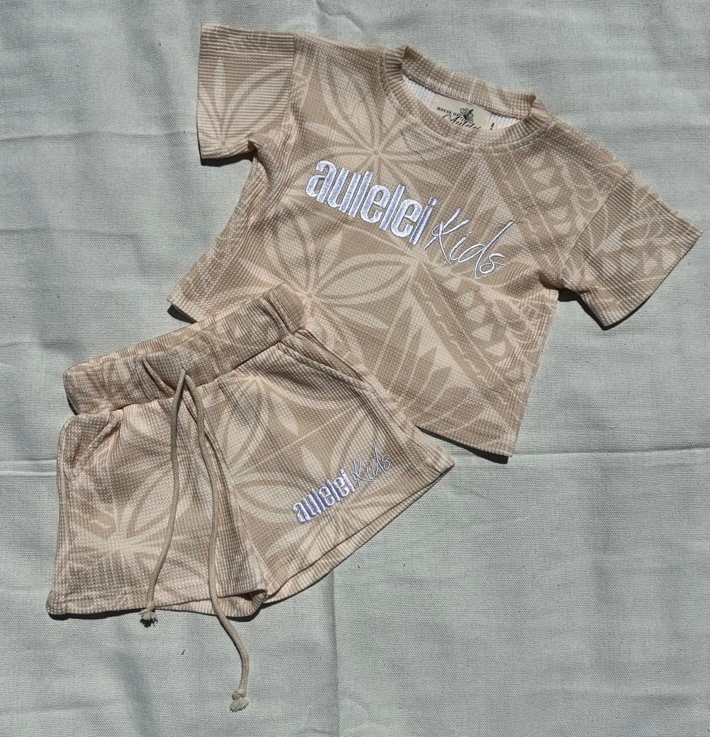 Aulelei KIDS - Waffle Short Set