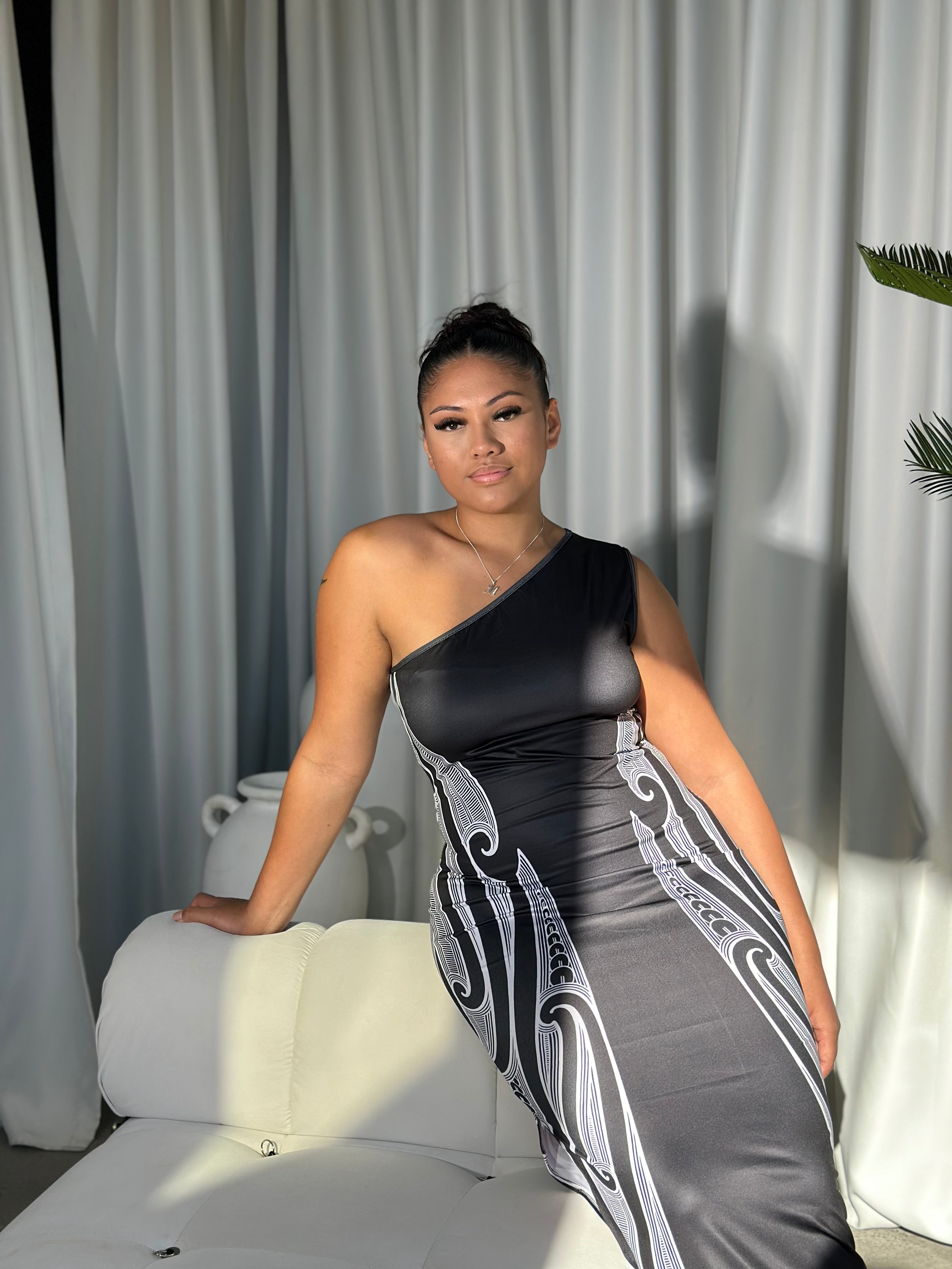 Ātaahua One-Shoulder Dress